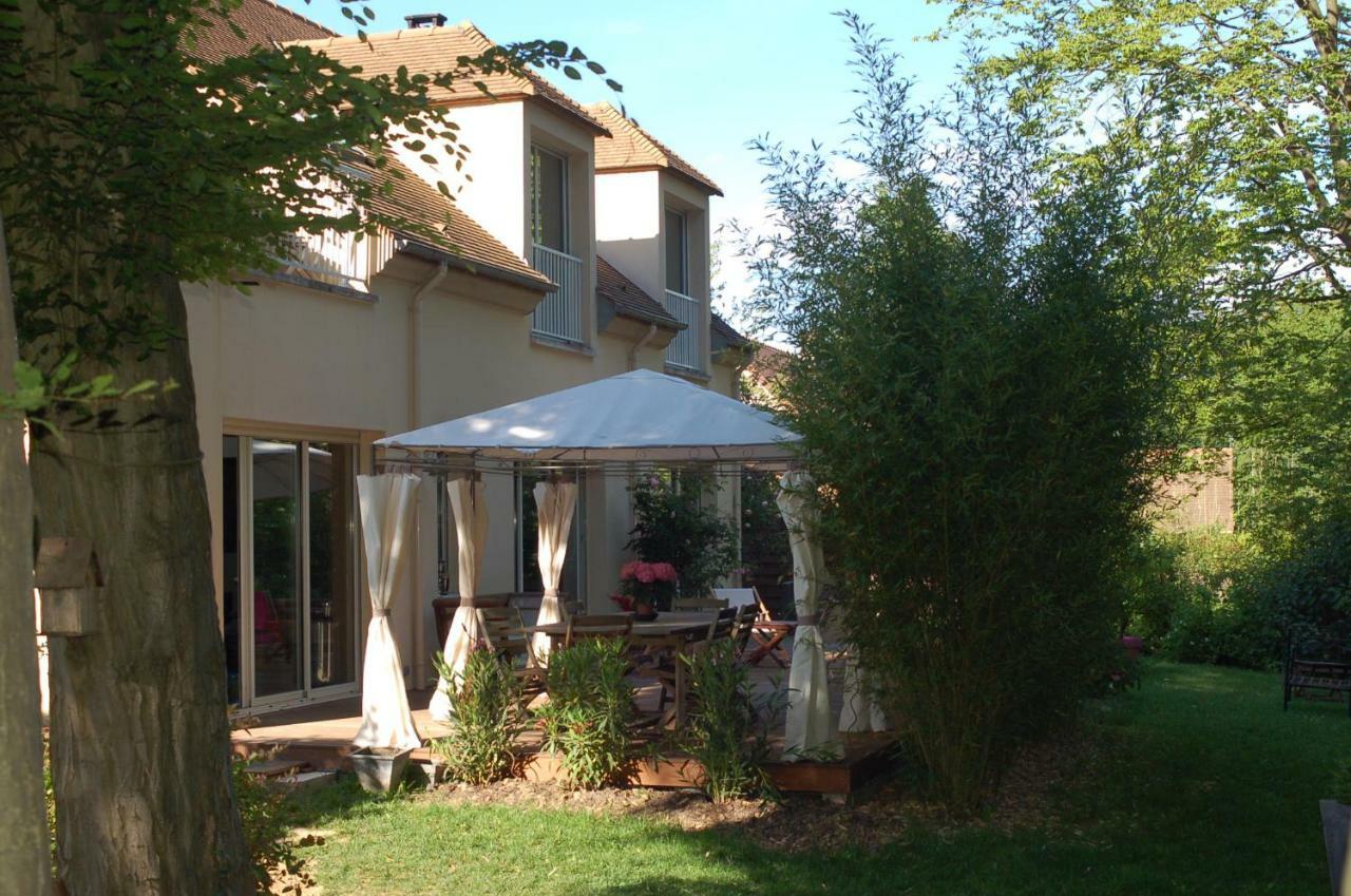 B&B Loft Trotters L'Etang-la-Ville Exterior foto